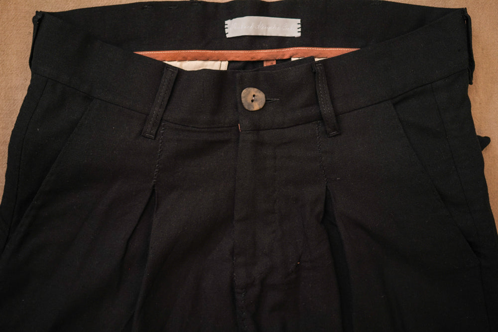 Vase Trousers ||| Hour 33