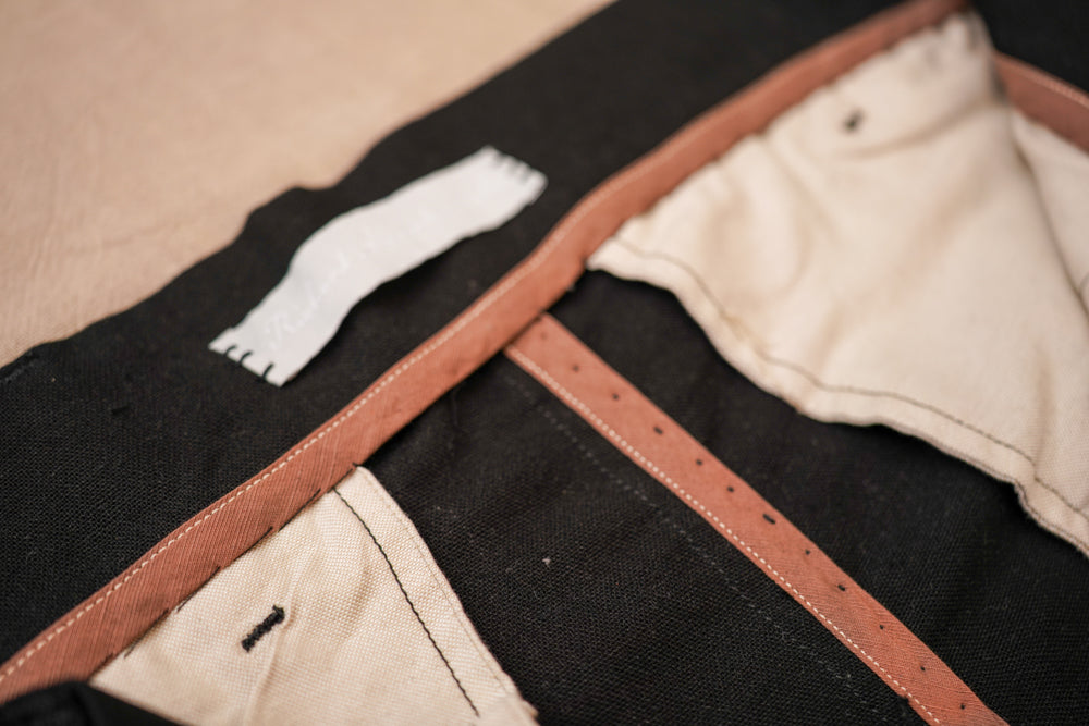 Vase Trousers ||| Hour 33