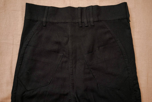 Fort Trousers (Cropped) ||| Hour 33